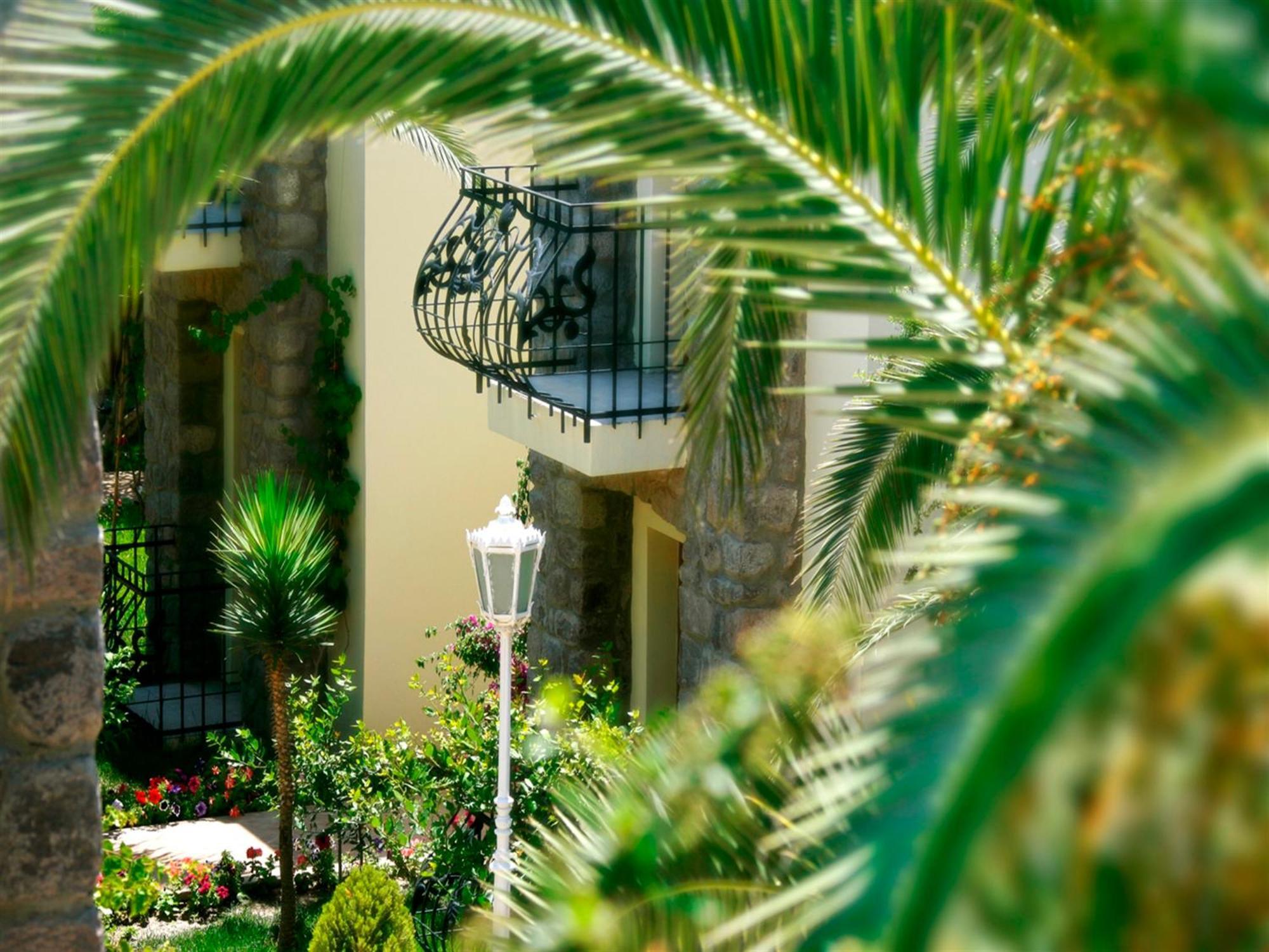 Bella Garden Hotel Bodrum Exterior photo