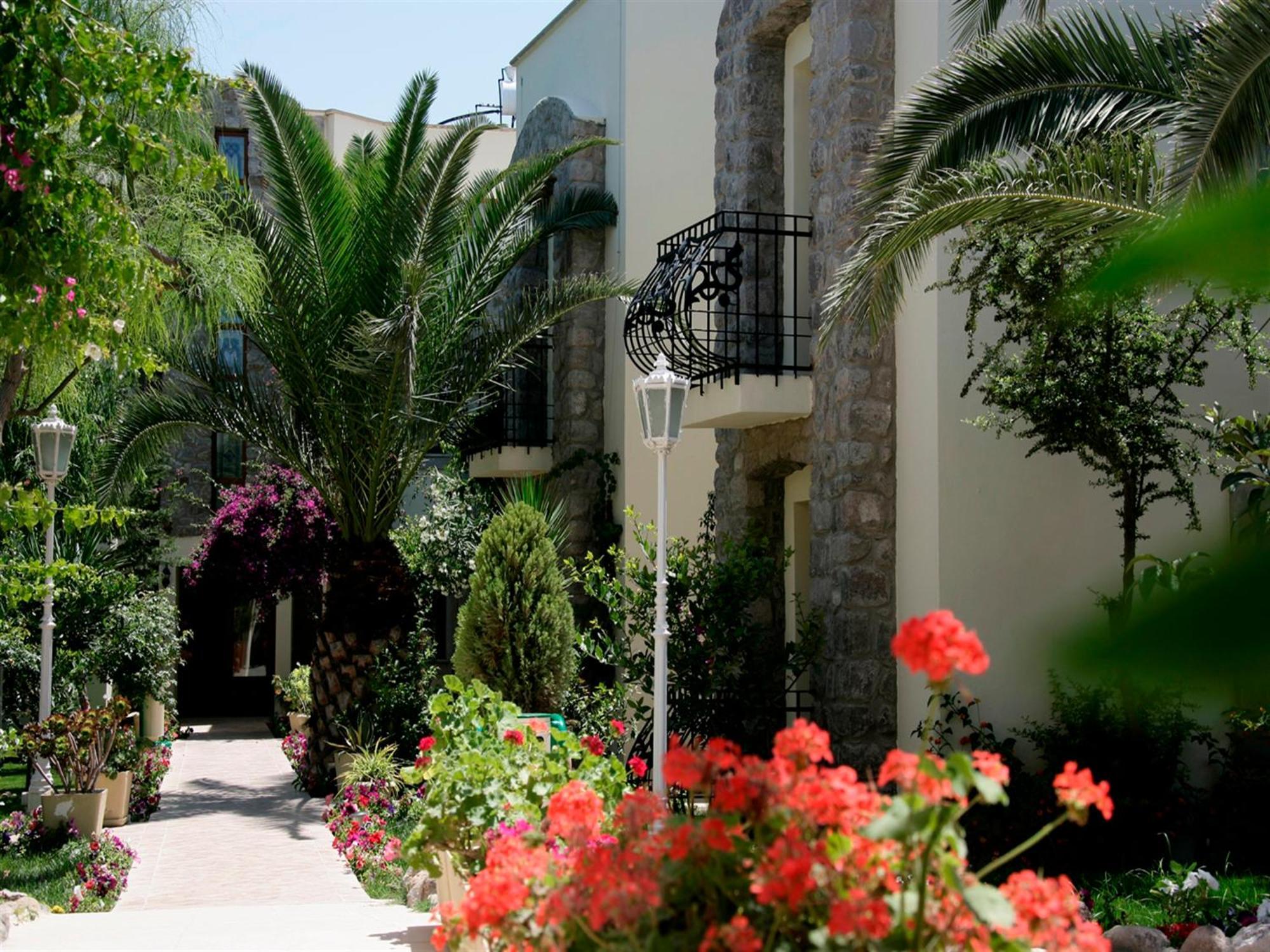 Bella Garden Hotel Bodrum Exterior photo